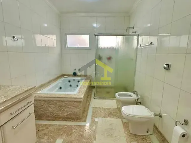 Casa com 560m² 4 quartos e 6 banheiros, à venda, no bairro Alphaville Residencial Zero em Barueri