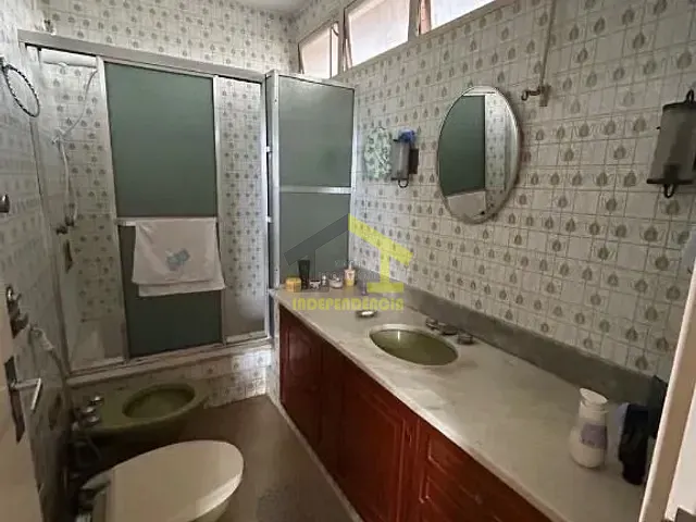 Casa com 300m² 3 quartos e 3 banheiros, à venda ou para alugar, no bairro Nova Itatiba em Itatiba