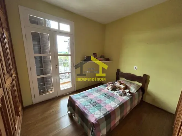 Casa com 300m² 3 quartos e 3 banheiros, à venda ou para alugar, no bairro Nova Itatiba em Itatiba