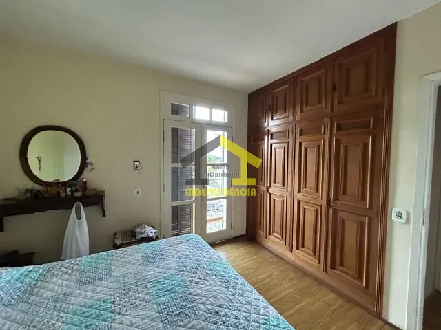 Casa com 300m² 3 quartos e 3 banheiros, à venda ou para alugar, no bairro Nova Itatiba em Itatiba