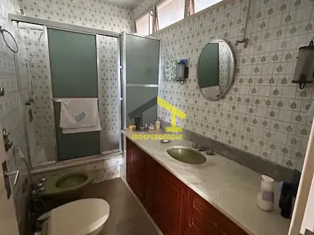 Casa com 300m² 3 quartos e 3 banheiros, à venda ou para alugar, no bairro Nova Itatiba em Itatiba