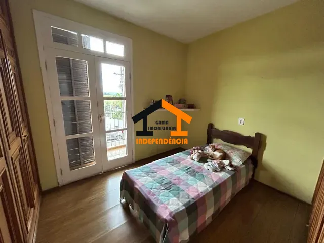 Casa com 300m² 3 quartos e 3 banheiros, à venda ou para alugar, no bairro Jardim Ipê em Itatiba