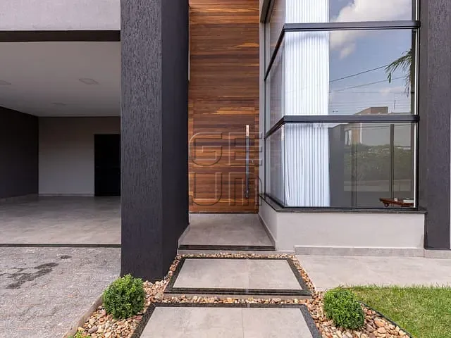 Casa com 500m² 3 quartos e 5 banheiros, à venda, no bairro Mediterrâneo em Londrina