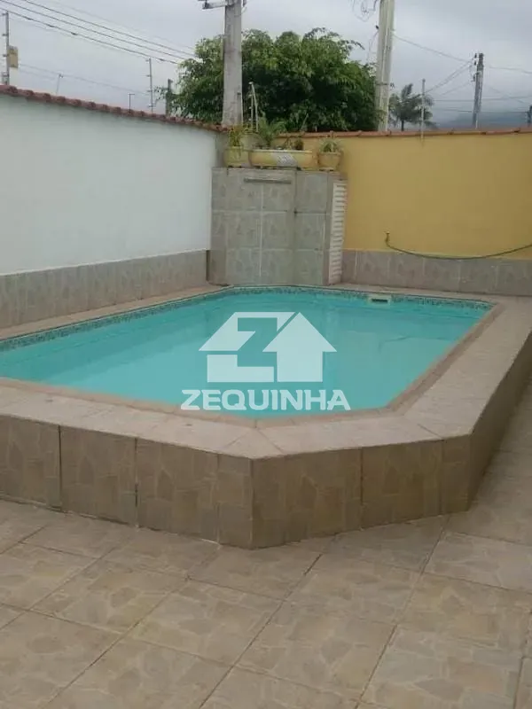 Casa, 4 quartos, 132 m² - Foto 1