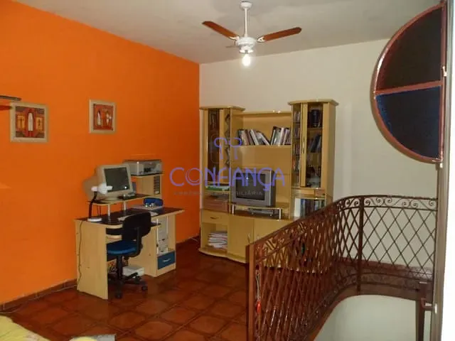 Casa com 500m² 5 quartos e 6 banheiros, à venda, no bairro Vila Valqueire em Rio de Janeiro