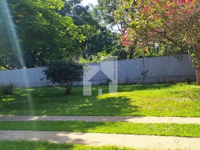 Casa com 1000m² 3 quartos e 5 banheiros, à venda, no bairro Jardim Celeste em Jundiaí