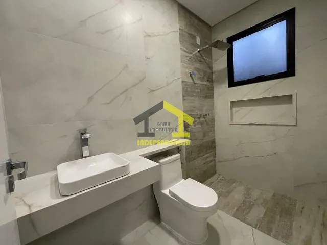 Casa com 660m² 3 quartos e 1 banheiro, à venda, no bairro Condomínio Villagio Paradiso em Itatiba