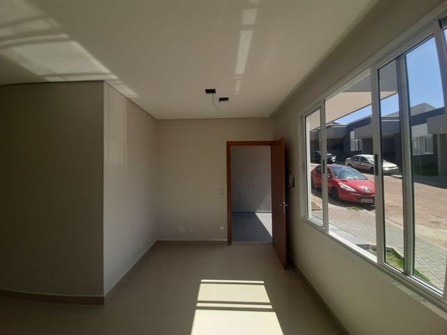 Foto do Casa - Casa Térrea em Condomínio Fechado a venda no Residencial Village Tokio - 3 Quartos sendo 1 suíte -  1 Vaga de garagem - Cozinha planejada - Sala 2 ambientes | Guepardo Imob