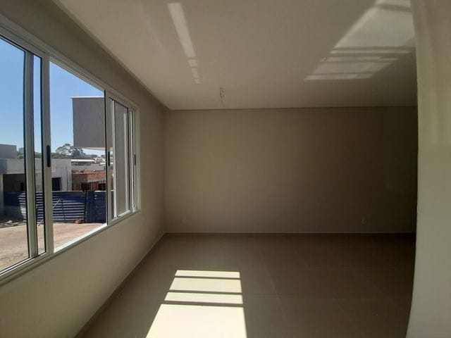 Foto do Casa - Casa Térrea em Condomínio Fechado a venda no Residencial Village Tokio - 3 Quartos sendo 1 suíte -  1 Vaga de garagem - Cozinha planejada - Sala 2 ambientes | Guepardo Imob