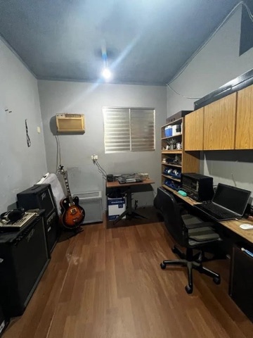 Casa com 300m² 2 quartos e 4 banheiros, à venda, no bairro Albatróz em Bertioga