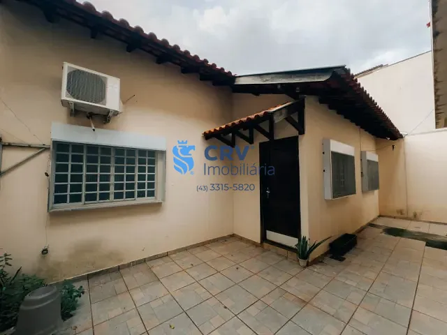 Casa com 250m² 3 quartos e 3 banheiros, à venda, no bairro Universitário em Londrina