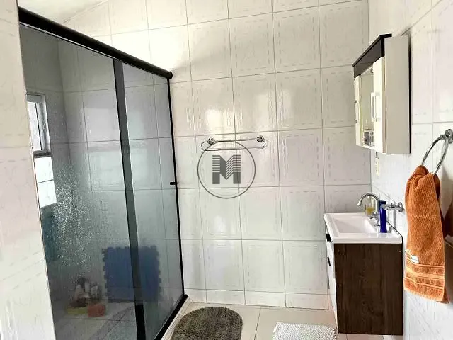 Casa 3 quartos e 3 banheiros, à venda, no bairro Parque das Árvores em Guaratinguetá