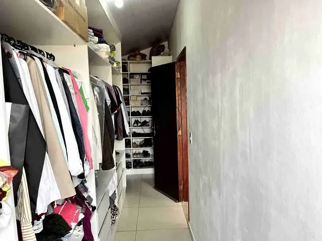 Casa 3 quartos e 3 banheiros, à venda, no bairro Parque das Árvores em Guaratinguetá