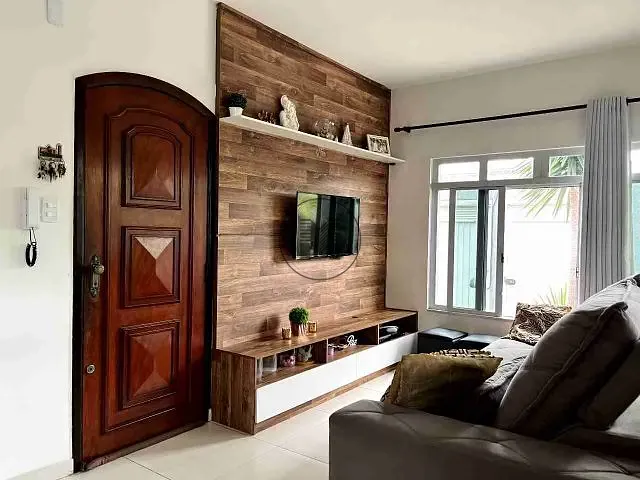 Casa 3 quartos e 3 banheiros, à venda, no bairro Parque das Árvores em Guaratinguetá