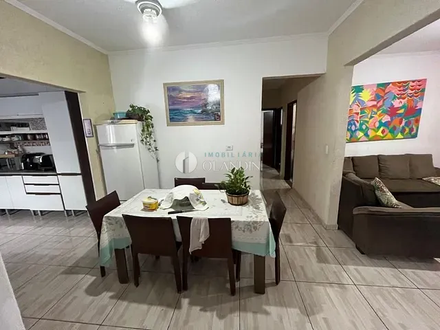 Casa com 249m² 3 quartos e 3 banheiros, à venda, no bairro Morada das Flores em Holambra