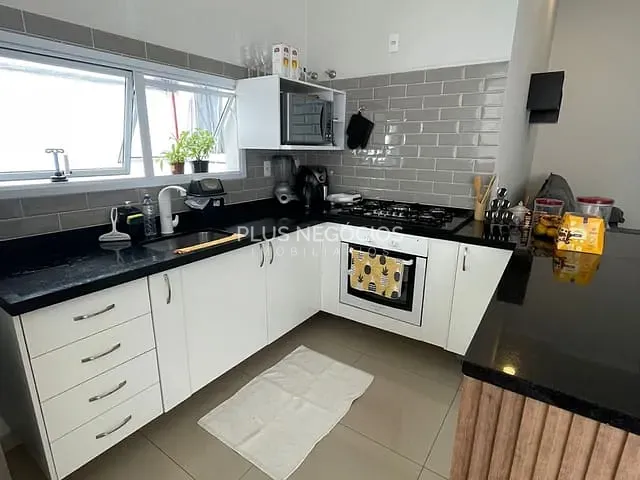 Casa com 107m² 3 quartos e 2 banheiros, à venda, no bairro Horto Florestal III em Sorocaba