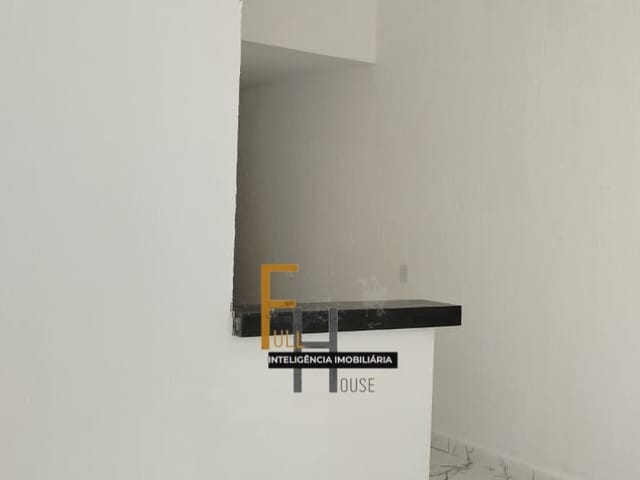Casa com 102m² 3 quartos e 2 banheiros, à venda, no bairro Residencial Buena Vista I em Goiânia