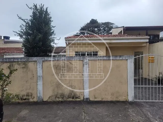 Casa com 370m² 2 quartos e 2 banheiros, à venda, no bairro Jardim Ipanema (Zona Sul) em São Paulo