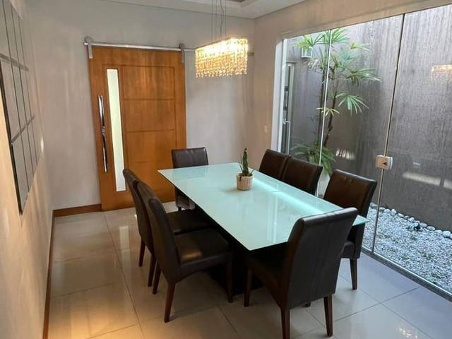 Casa com 120m² 3 quartos e 2 banheiros, à venda, no bairro Jardim Carvalho em Ponta Grossa