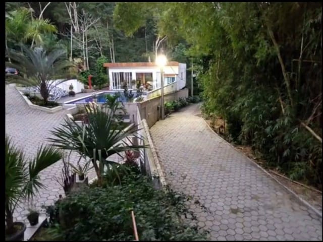 Casa 5 quartos e 8 banheiros, à venda, no bairro Cantagalo em Rio das Ostras