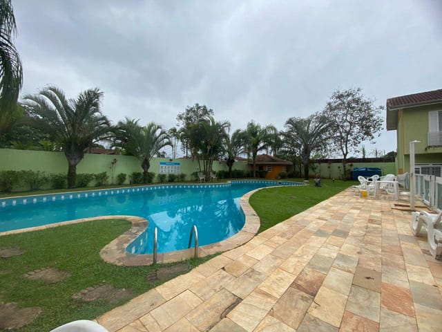 Casa 2 quartos e 3 banheiros, à venda, no bairro Maitinga em Bertioga