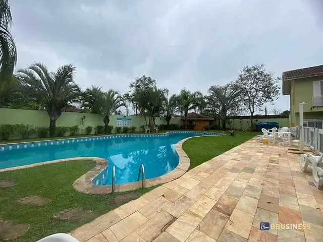 Casa 2 quartos e 3 banheiros, à venda, no bairro Maitinga em Bertioga