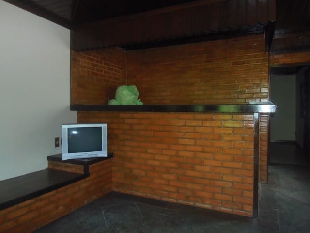 Casa com 975m², à venda, no bairro Centro em Nova Iguaçu