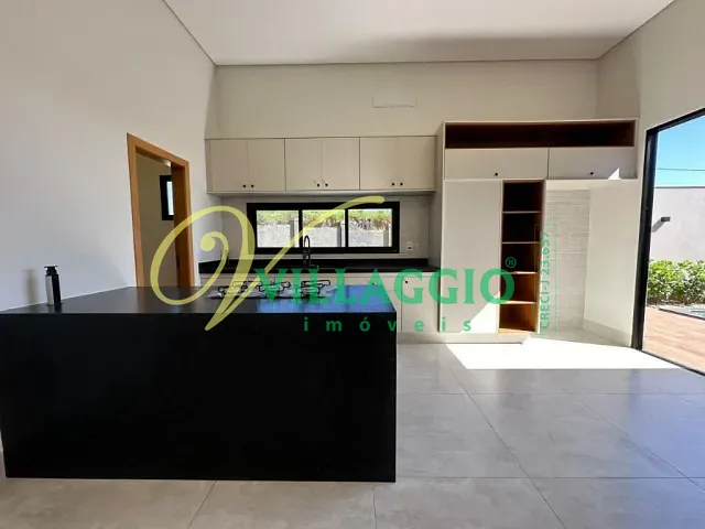 Casa com 270m² 3 quartos e 4 banheiros, à venda, no bairro Residencial Maria Júlia em São José do Rio Preto