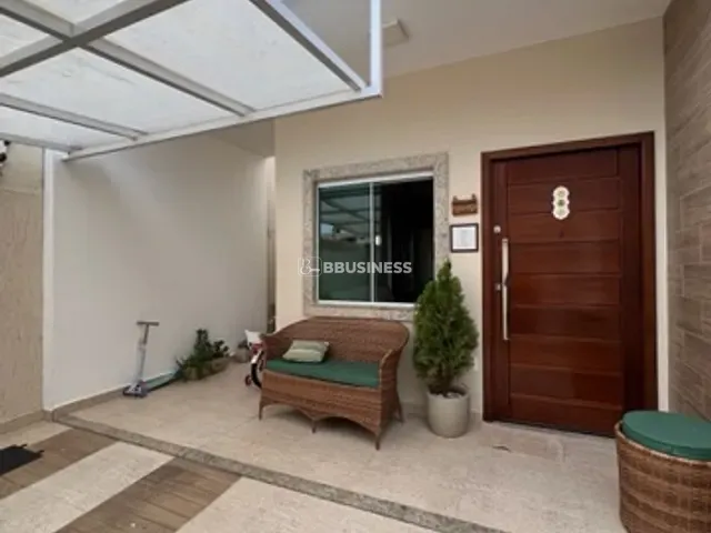 Casa 2 quartos e 2 banheiros, à venda, no bairro Parque Santo Antônio em Campos dos Goytacazes