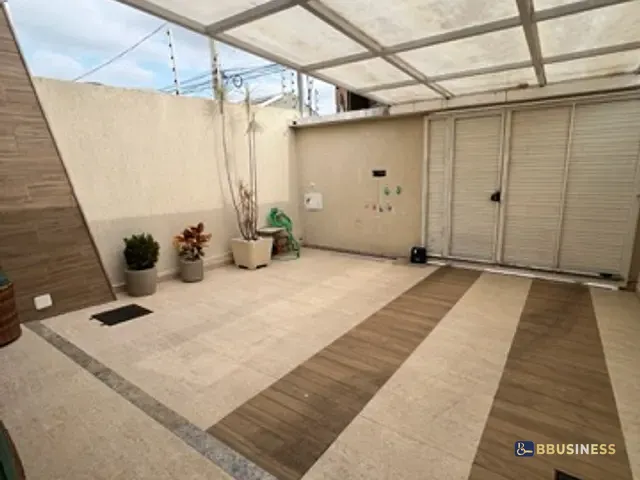 Casa 2 quartos e 2 banheiros, à venda, no bairro Parque Santo Antônio em Campos dos Goytacazes