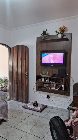 Casa com 102m² 2 quartos e 1 banheiro, à venda, no bairro Comercial e Residencial Jardim Mariana em Pindamonhangaba