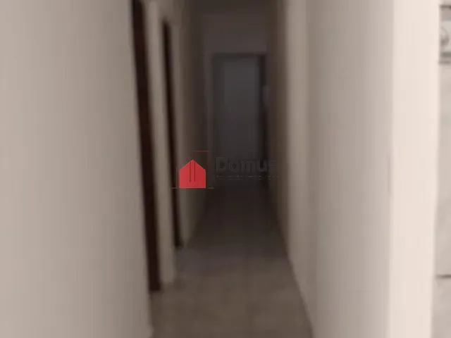 Casa com 102m² 2 quartos e 1 banheiro, à venda ou para alugar, no bairro Comercial e Residencial Jardim Mariana em Pindamonhangaba