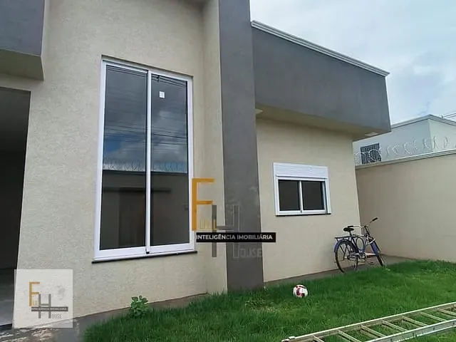 Casa com 88m² 3 quartos e 2 banheiros, à venda, no bairro Jardim Florença em Aparecida de Goiânia