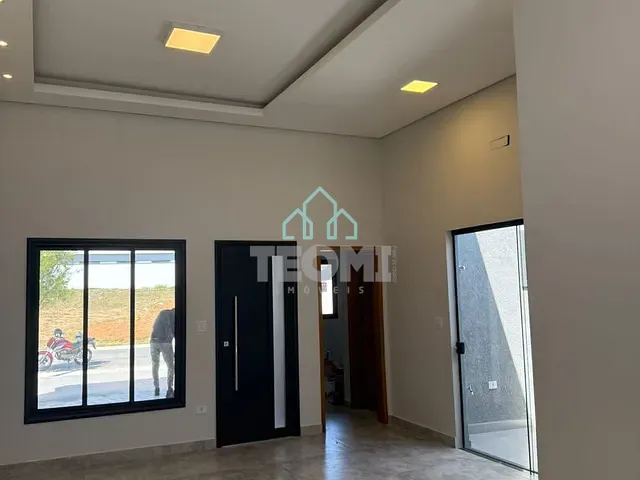 Casa 3 quartos e 1 banheiro, à venda, no bairro Residencial e Comercial Bosque da Imperatriz em Pindamonhangaba