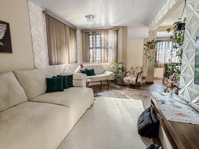 Casa 3 quartos e 3 banheiros, à venda, no bairro Lagoa em Macaé