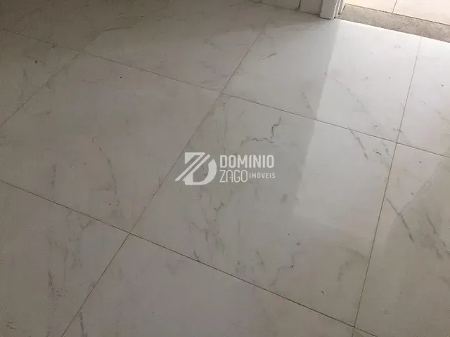 Casa com 428m² 4 quartos e 6 banheiros, à venda, no bairro Santa Maria em Uberaba
