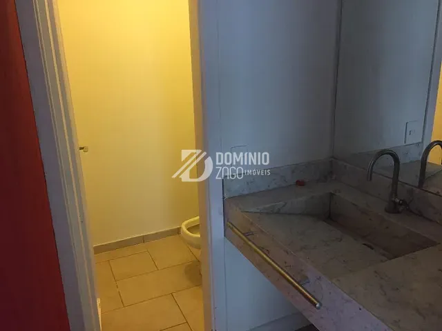 Casa com 428m² 4 quartos e 6 banheiros, à venda, no bairro Santa Maria em Uberaba
