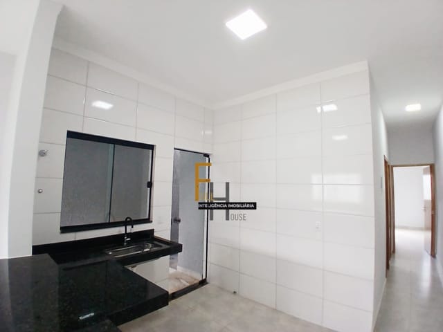 Casa com 115m² 2 quartos e 2 banheiros, à venda, no bairro Residencial Buena Vista III em Goiânia