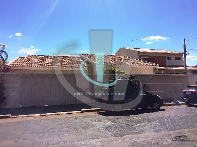 Casa com 900m² 5 quartos e 6 banheiros, à venda, no bairro VILA HARMONIA em ARARAQUARA
