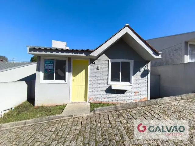 Casa 2 quartos e 1 banheiro, para alugar, no bairro Barreirinha em Curitiba