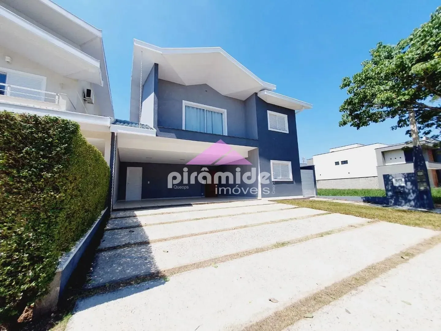 Casa, 3 quartos, 240 m² - Foto 1