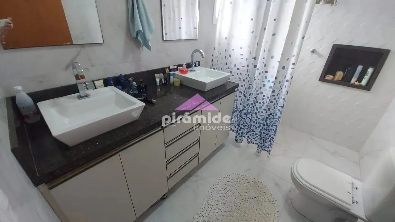 Casa, 3 quartos, 240 m² - Foto 31