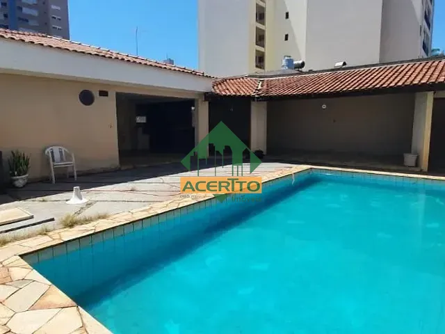 Casa com 480m² 4 quartos e 5 banheiros, à venda, no bairro Vila Mendonça em Araçatuba