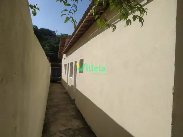 Casa 2 quartos e 2 banheiros, à venda, no bairro Jardim Lucinda em Itaquaquecetuba