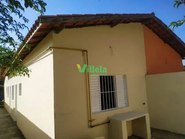 Casa 2 quartos e 2 banheiros, à venda, no bairro Jardim Lucinda em Itaquaquecetuba