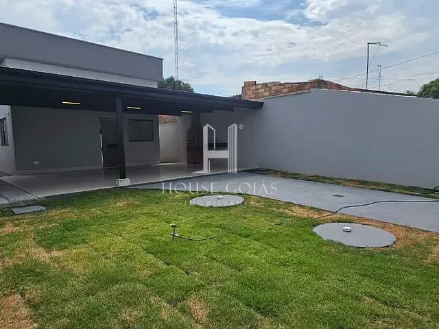 Casa com 250m² 3 quartos e 2 banheiros, à venda, no bairro Retiro do Bosque em Aparecida de Goiânia