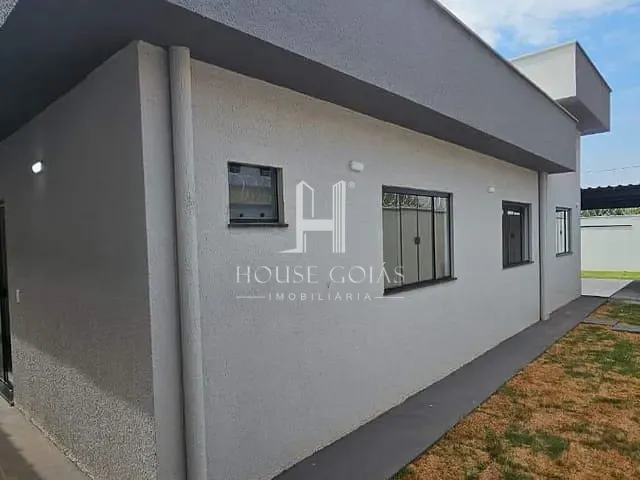 Casa com 250m² 3 quartos e 2 banheiros, à venda, no bairro Retiro do Bosque em Aparecida de Goiânia