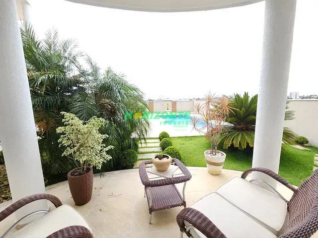 Casa com 700m² 4 quartos e 6 banheiros, à venda, no bairro Condomínio Reserva do Paratehy em São José dos Campos