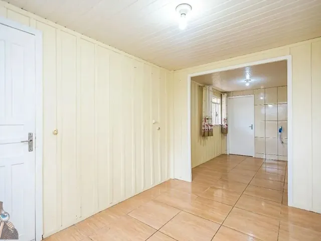 Casa com 360m² 2 quartos e 1 banheiro, para alugar, no bairro Roça Grande em Colombo