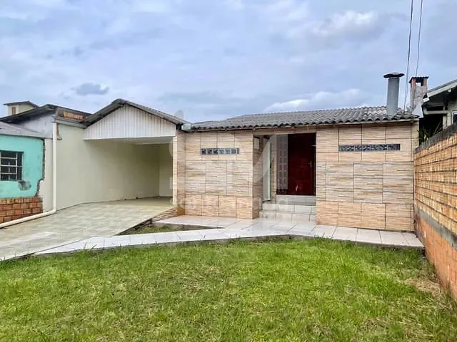 Casa com 300m² 3 quartos e 1 banheiro, à venda, no bairro Efapi em Chapecó